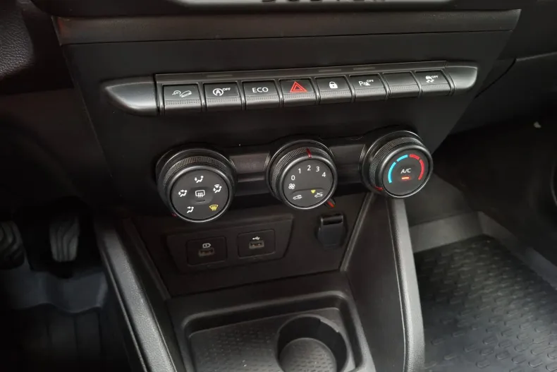 Dacia Duster din 2024 cu 111.995 km - oferta DAC219256 - foto 24