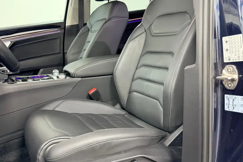 Volkswagen Touareg din 2024 cu 151.000 km - oferta VOL219262 - foto 19