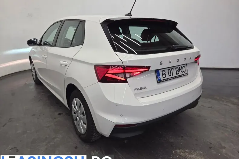 Skoda Fabia din 2024 cu 30.192 km - oferta SKO219267 - foto 3