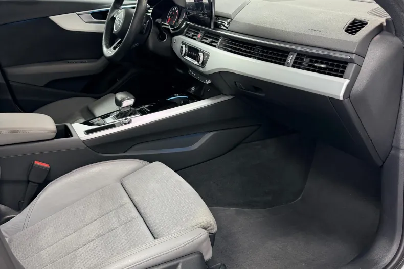 Audi A4 Avant din 2022 cu 176.000 km - oferta AUD219272 - foto 4