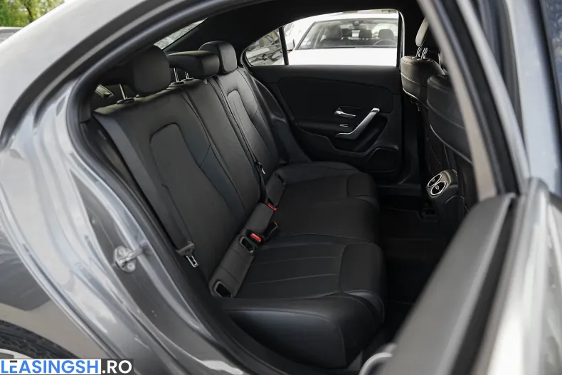 Mercedes-Benz A 180 (Clasa A) din 2021 cu 168.200 km - oferta MER219290 - foto 21