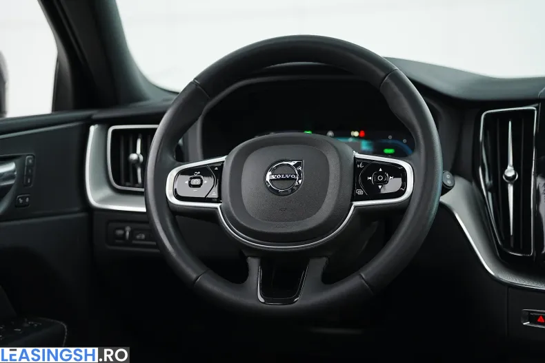 Volvo XC60 din 2022 cu 148.200 km - oferta VOL219294 - foto 28