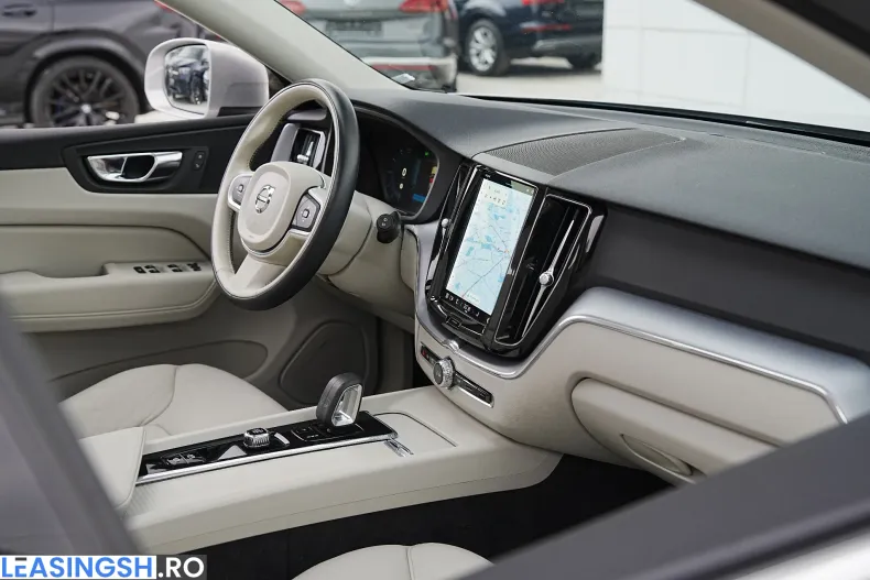 Volvo XC60 din 2021 cu 105.750 km - oferta VOL219295 - foto 26