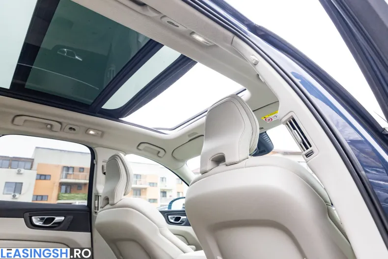 Volvo XC60 din 2022 cu 89.860 km - oferta VOL219296 - foto 17
