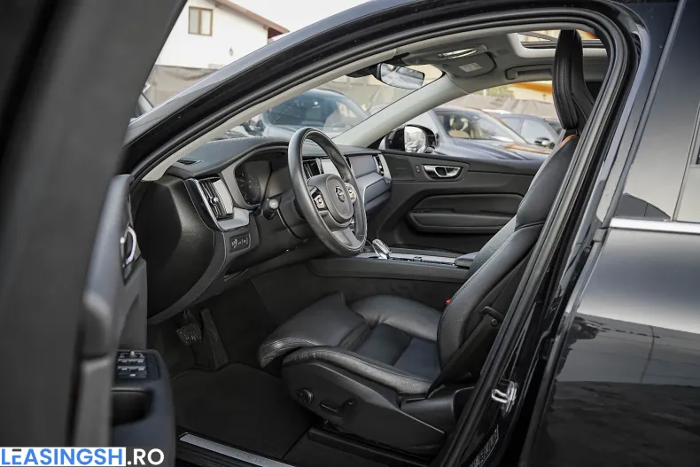 Volvo XC60 din 2022 cu 126.450 km - oferta VOL219299 - foto 13