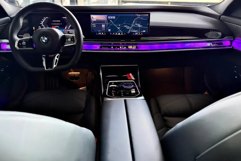BMW 740d (Seria 7) din 2025 cu 27.480 km - oferta BMW219306 - foto 15