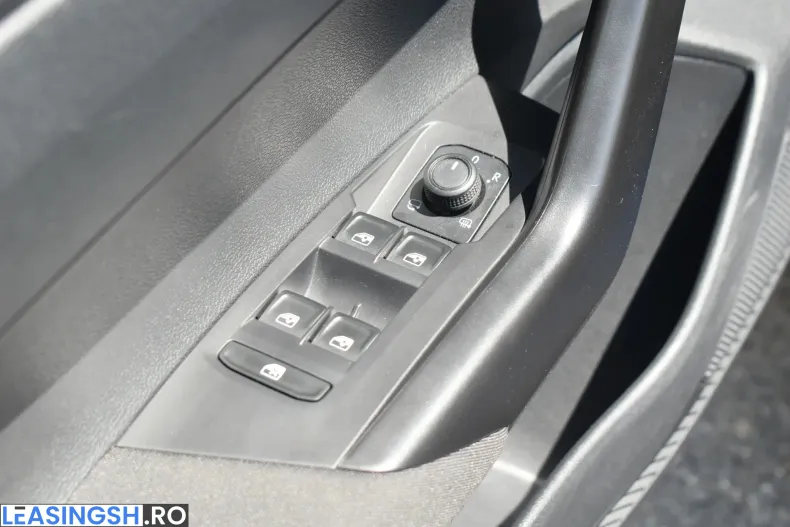 Volkswagen Taigo din 2022 cu 37.267 km - oferta VOL219323 - foto 8