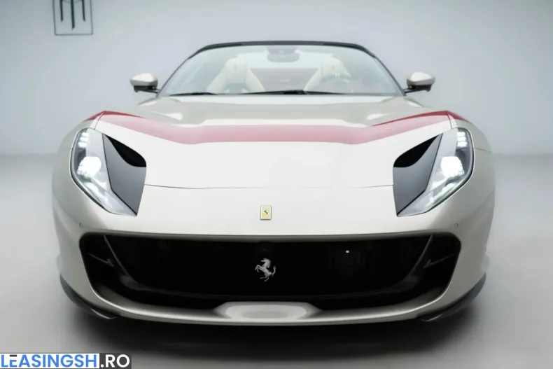 Ferrari 812 din 2021 cu 5.368 km - oferta FER219333 - foto 3