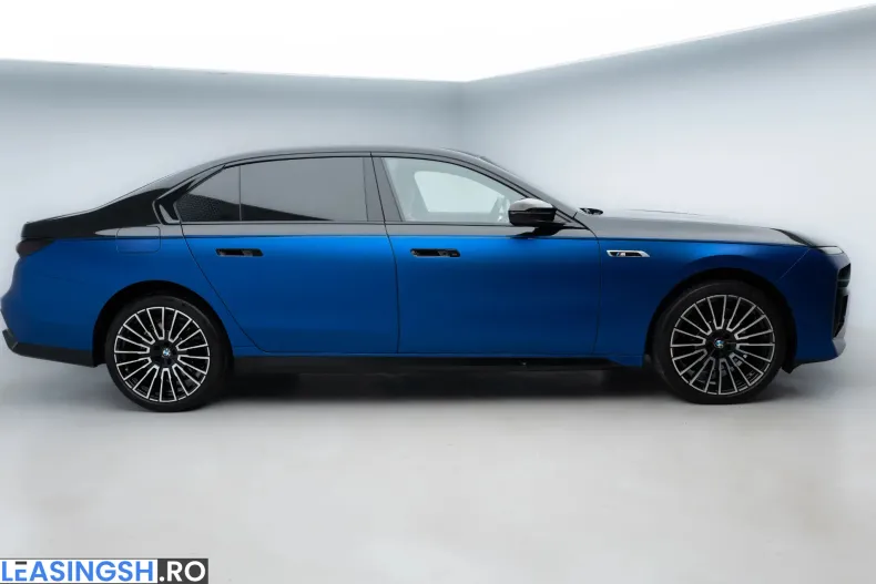 BMW 740d (Seria 7) din 2025 cu 19.000 km - oferta BMW219334 - foto 5