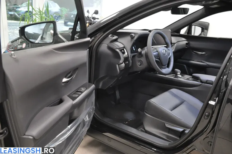 Lexus UX din 2025 cu 44 km - oferta LEX219335 - foto 7