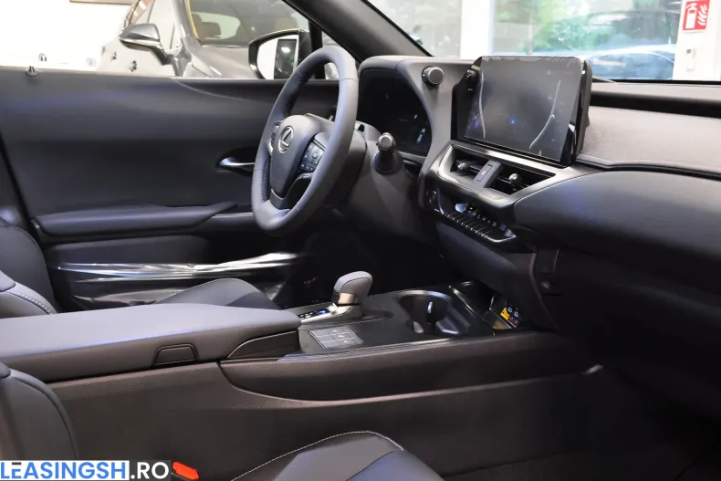Lexus UX din 2025 cu 44 km - oferta LEX219335 - foto 11