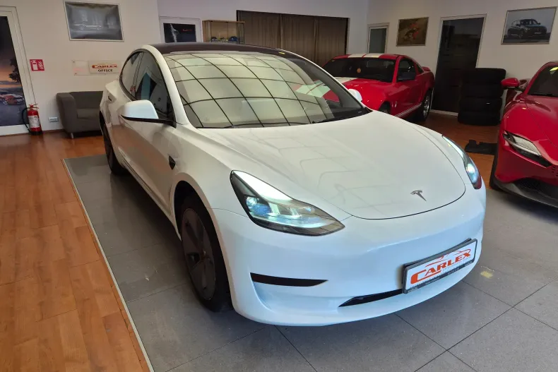 Tesla Model 3 din 2023 cu 40.400 km - oferta TES219336 - foto 3