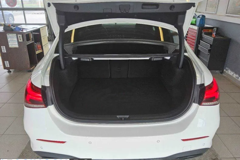 Mercedes-Benz A 250 (Clasa A) din 2021 cu 56.600 km - oferta MER219340 - foto 12