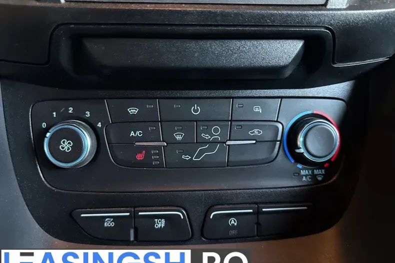 Ford Transit Connect din 2021 cu 84.539 km - oferta FOR219342 - foto 16