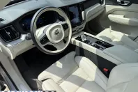 Volvo XC60 din 2022 cu 45.719 km - oferta VOL219351 - foto 9