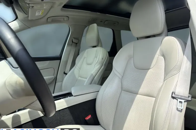 Volvo XC60 din 2022 cu 45.719 km - oferta VOL219351 - foto 10