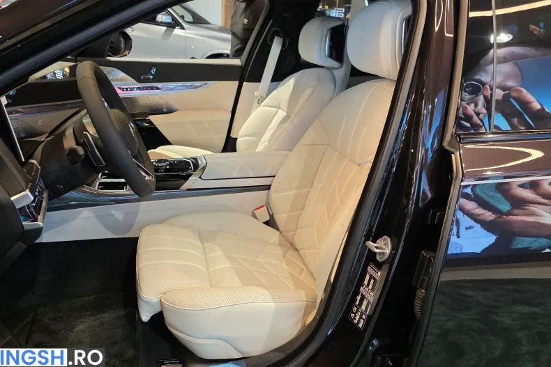 BMW 740d (Seria 7) din 2026 cu 1 km - oferta BMW219358 - foto 8