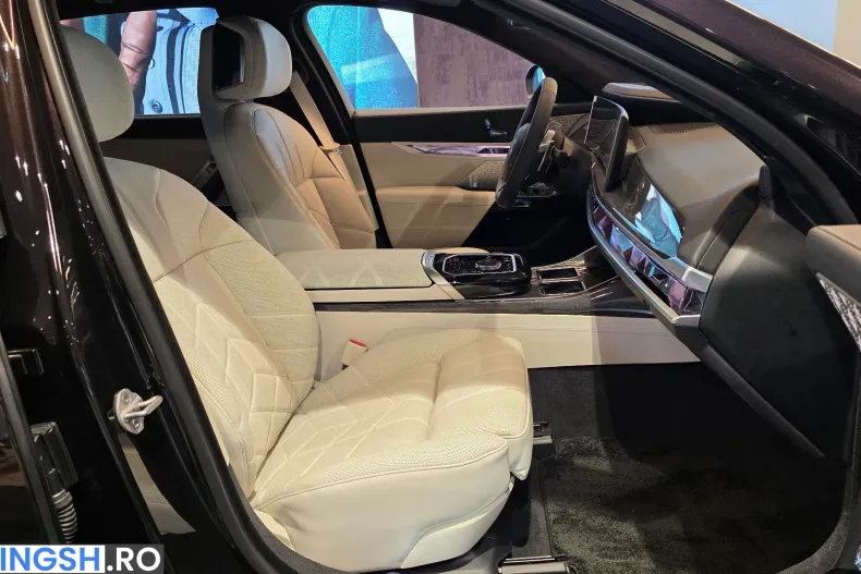 BMW 740d (Seria 7) din 2026 cu 1 km - oferta BMW219358 - foto 12