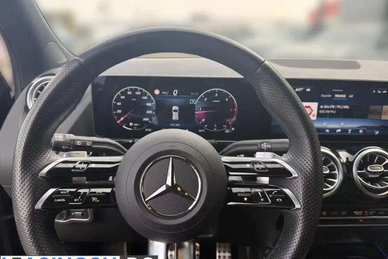Mercedes-Benz GLA (Clasa GLA) din 2024 cu 16.500 km - oferta MER219368 - foto 10