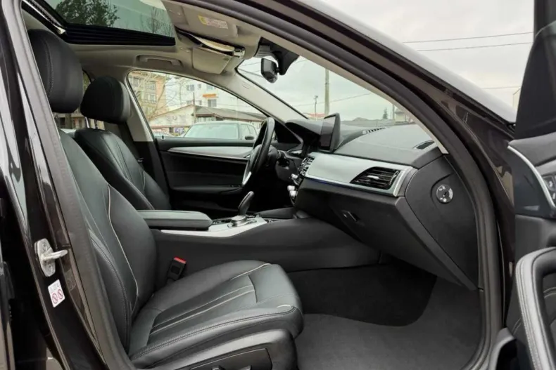 BMW 520d (Seria 5) din 2021 cu 141.000 km - oferta BMW219381 - foto 19