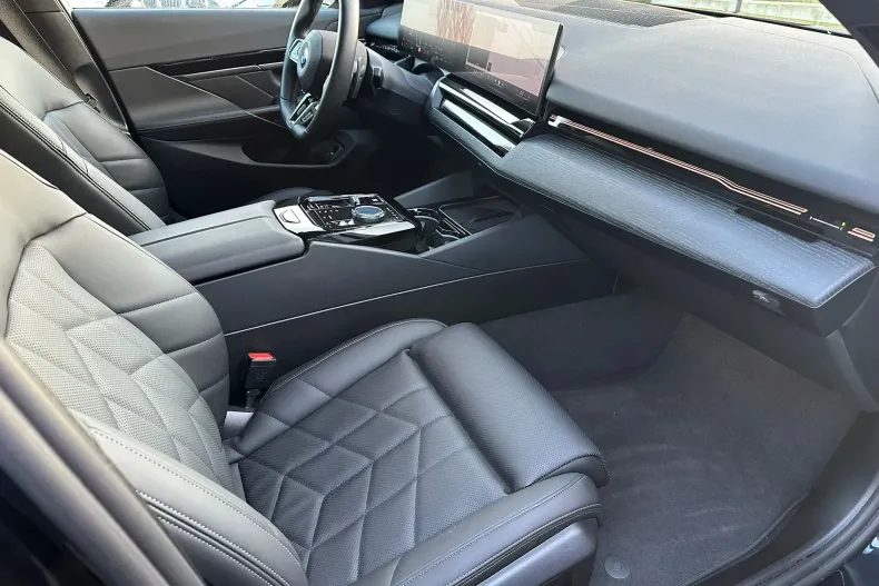 BMW 520d (Seria 5) din 2024 cu 38.300 km - oferta BMW219388 - foto 10