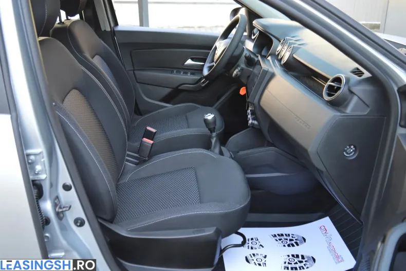 Dacia Duster din 2021 cu 10.600 km - oferta DAC219389 - foto 8