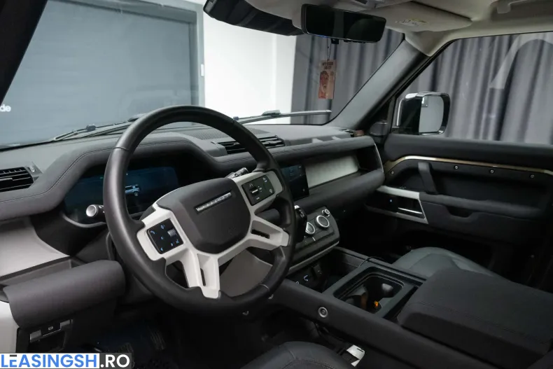 Land Rover Defender din 2023 cu 15.000 km - oferta LAN219394 - foto 10