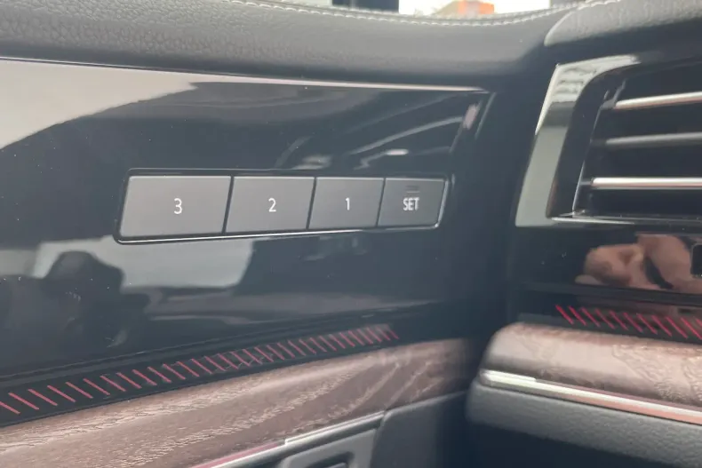 Volkswagen Touareg din 2026 cu 1 km - oferta VOL219407 - foto 11