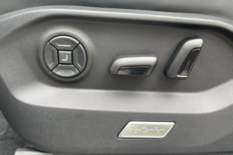 Volkswagen Touareg din 2026 cu 1 km - oferta VOL219407 - foto 14