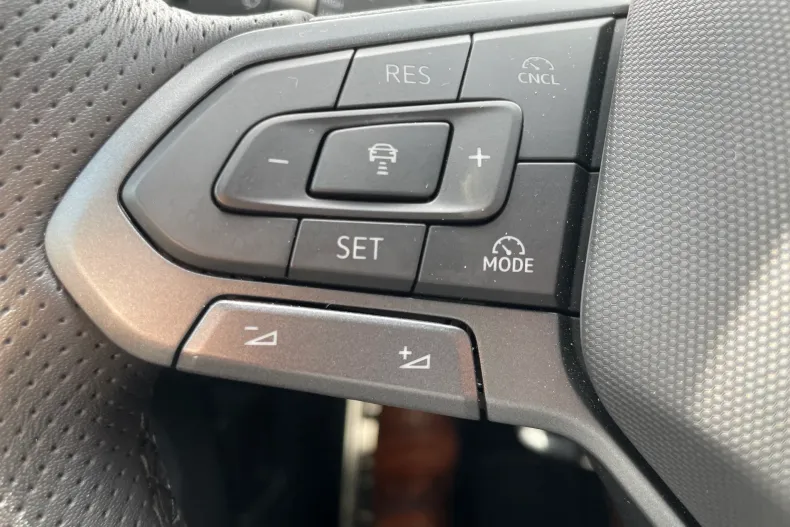 Volkswagen T-Roc din 2025 cu 4.757 km - oferta VOL219408 - foto 26