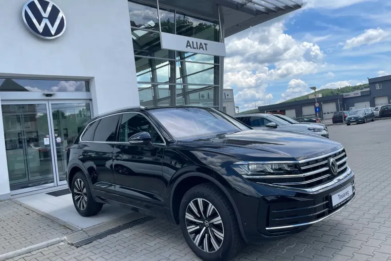 Volkswagen Touareg din 2026 cu 1 km - oferta VOL219409 - foto 1