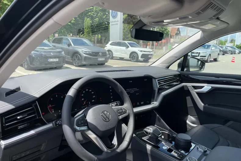 Volkswagen Touareg din 2026 cu 1 km - oferta VOL219409 - foto 11