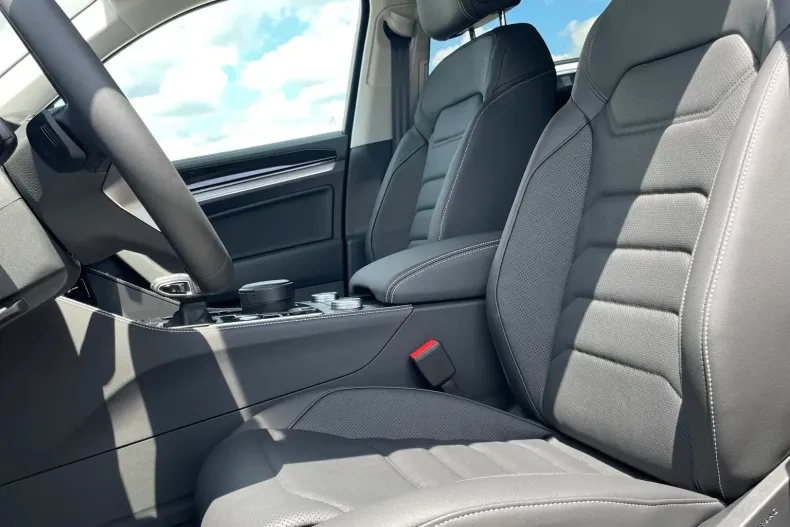 Volkswagen Touareg din 2026 cu 1 km - oferta VOL219409 - foto 12