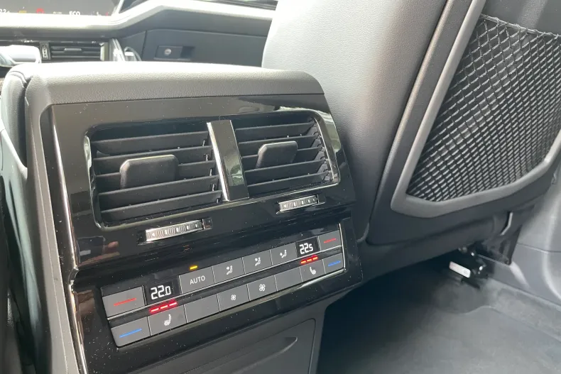 Volkswagen Touareg din 2026 cu 1 km - oferta VOL219409 - foto 15