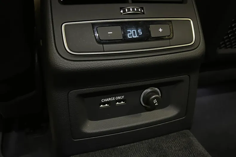 Audi A4 Limuzina din 2021 cu 84.659 km - oferta AUD219416 - foto 26