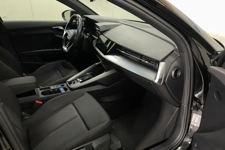 Audi A3 Limuzina din 2022 cu 98.744 km - oferta AUD219417 - foto 9