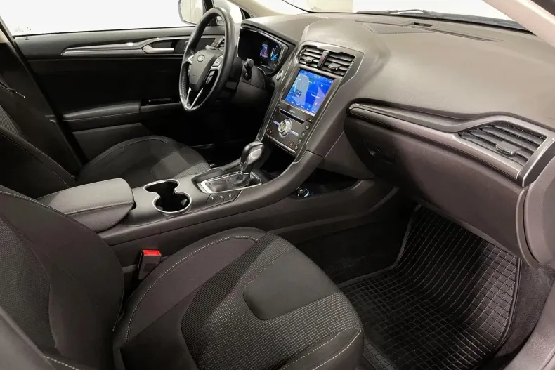 Ford Mondeo din 2021 cu 71.371 km - oferta FOR219420 - foto 10