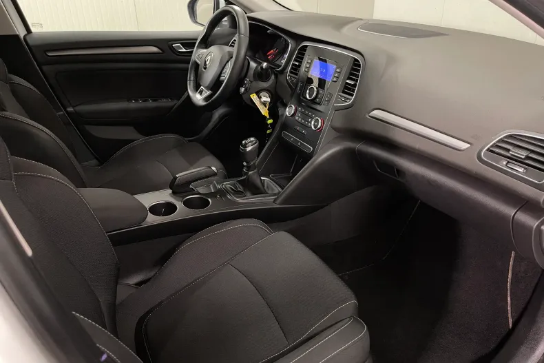 Renault Megane din 2022 cu 93.696 km - oferta REN219422 - foto 9