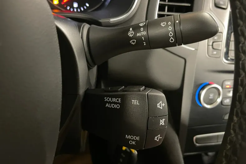Renault Megane din 2022 cu 93.696 km - oferta REN219422 - foto 16