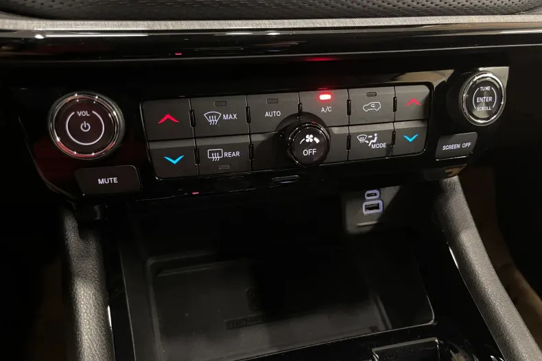 Jeep Compass din 2022 cu 50.003 km - oferta JEE219429 - foto 20
