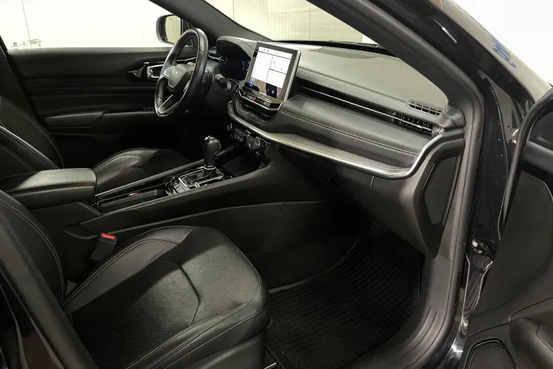 Jeep Compass din 2021 cu 64.917 km - oferta JEE219432 - foto 9