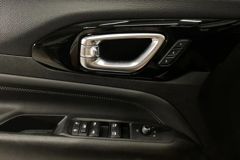 Jeep Compass din 2021 cu 64.917 km - oferta JEE219432 - foto 28