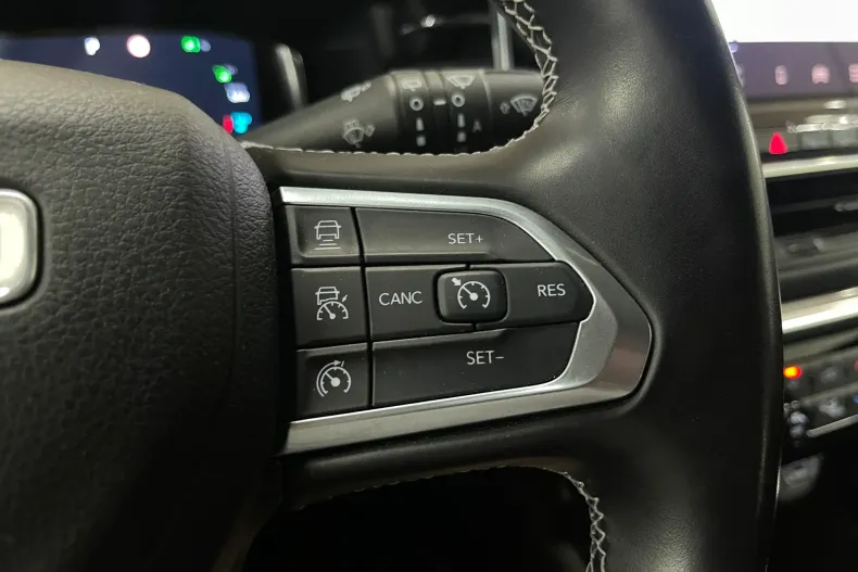 Jeep Compass din 2021 cu 64.917 km - oferta JEE219432 - foto 30
