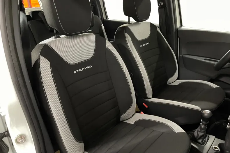 Dacia Lodgy din 2022 cu 136.069 km - oferta DAC219433 - foto 9