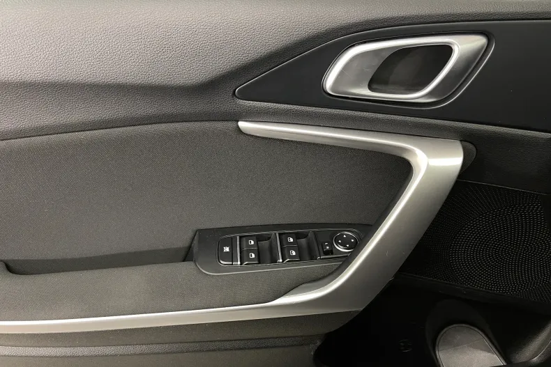Kia XCeed din 2022 cu 94.169 km - oferta KIA219436 - foto 19