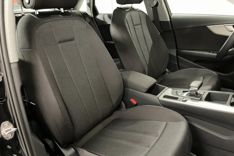 Audi A4 Limuzina din 2020 cu 88.494 km - oferta AUD219437 - foto 10