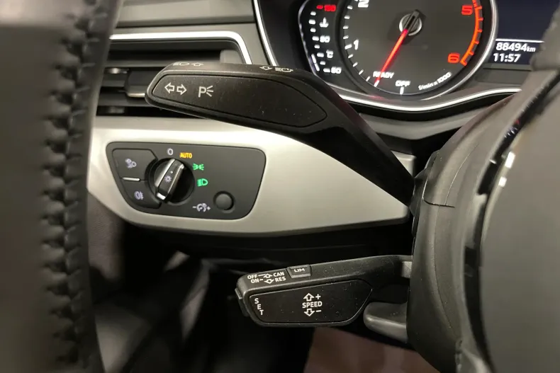 Audi A4 Limuzina din 2020 cu 88.494 km - oferta AUD219437 - foto 24