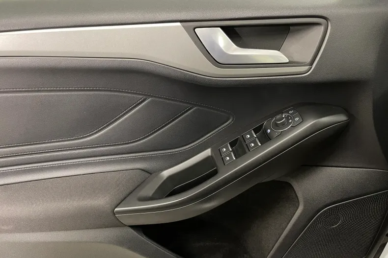 Ford Focus din 2022 cu 115.592 km - oferta FOR219440 - foto 21