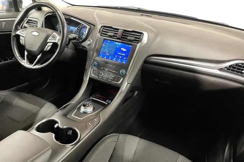 Ford Mondeo din 2021 cu 121.020 km - oferta FOR219445 - foto 8