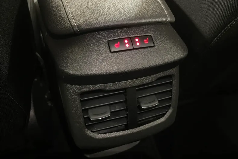 Ford Mondeo din 2021 cu 121.020 km - oferta FOR219445 - foto 21